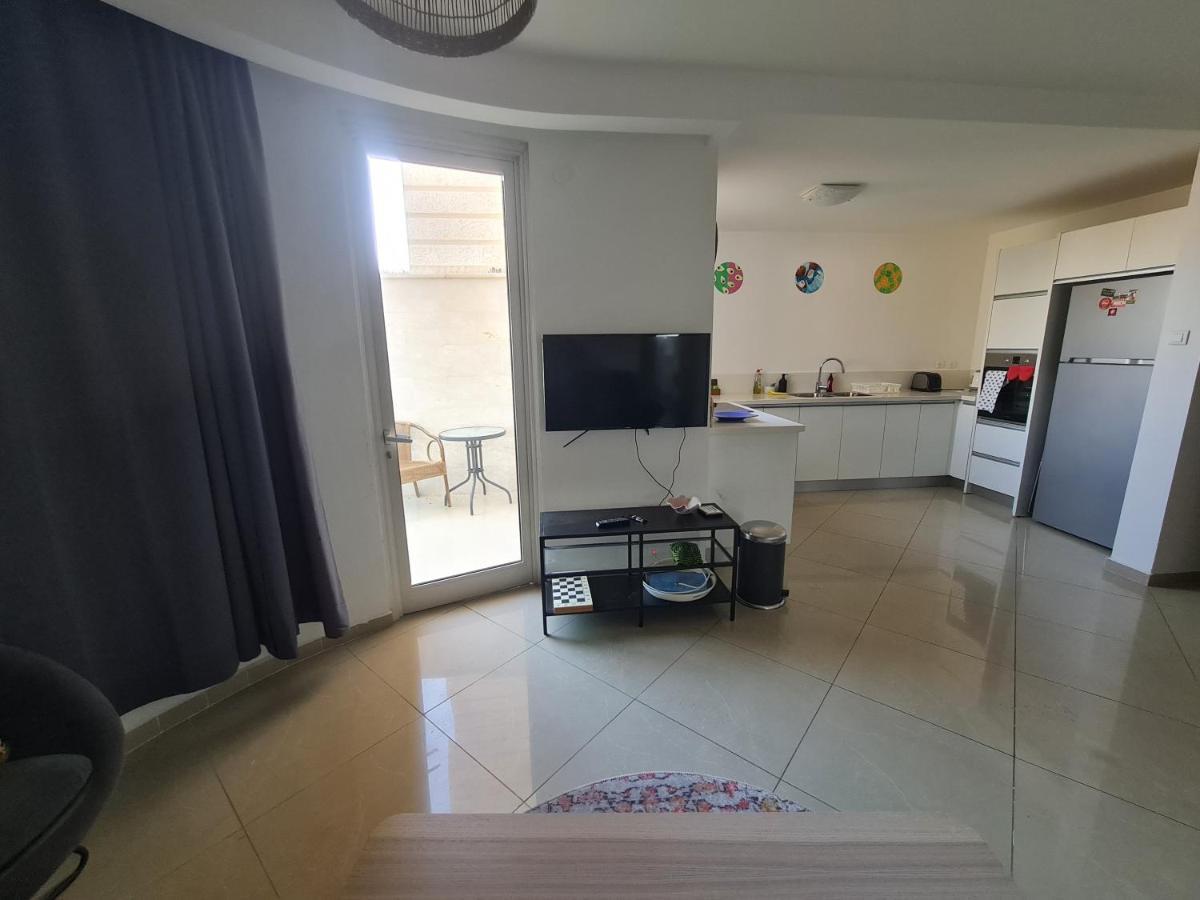 Luxury Exclusive Top Class Apartments Near The Sea With Pool Ейлат Екстериор снимка