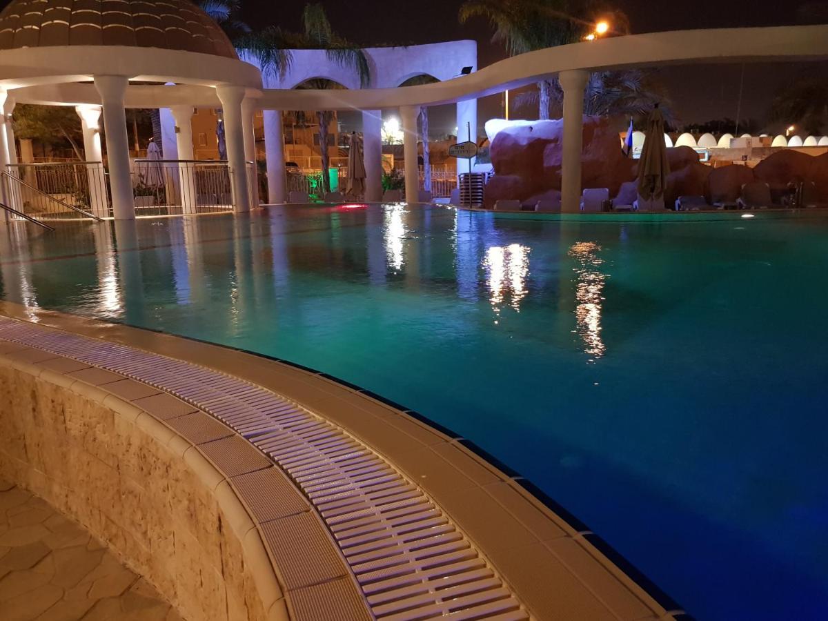 Luxury Exclusive Top Class Apartments Near The Sea With Pool Ейлат Екстериор снимка