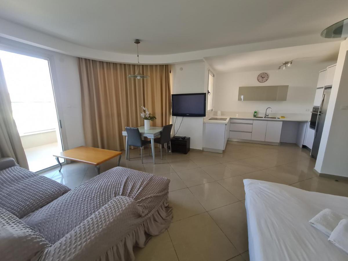 Luxury Exclusive Top Class Apartments Near The Sea With Pool Ейлат Екстериор снимка